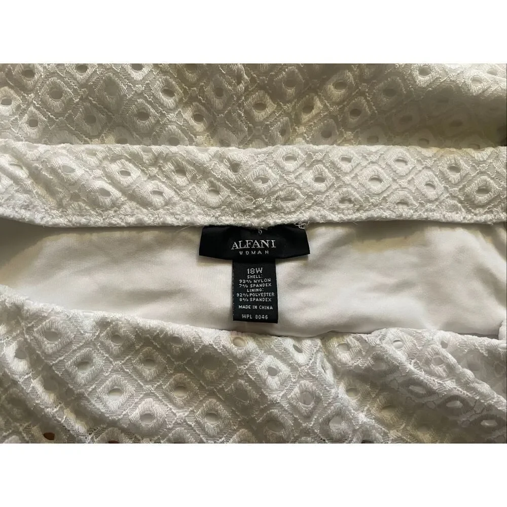 Alfani Women NWT White Lace Skirt Women’s Size 18